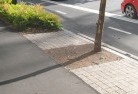 Middle Covelandscaping-kerbs-and-edges-10.jpg; ?>