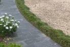 Middle Covelandscaping-kerbs-and-edges-4.jpg; ?>
